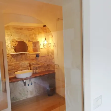 Evoca Bed & Breakfast *