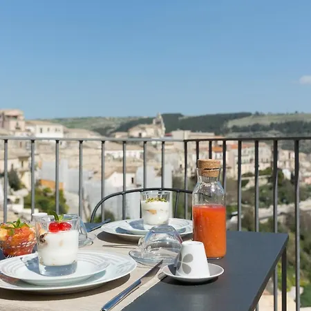 Evoca Bed & Breakfast 4*